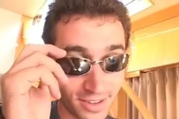 Знакомство девушки продолжилось на кровати