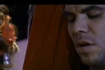 Рыженькая приготовила сюрприз парню