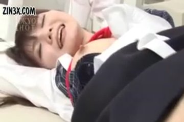 Пять вибраторов для одной киски