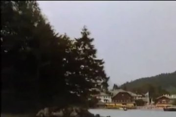 Ретро в баварской деревушке на сеновале