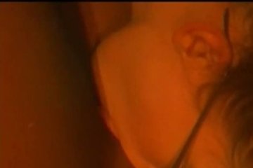 Девушки с любимыми игрушками