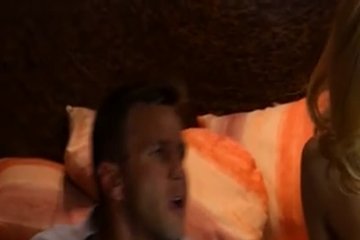 Переслащенную красотку нужно вдвоем испробовать