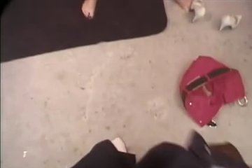 Ушла в другой мир, надев очки