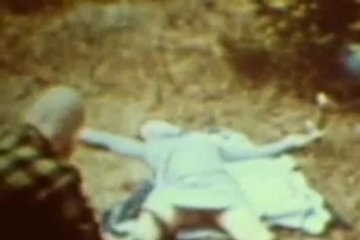 Девушки попались в руки коварного мужчины