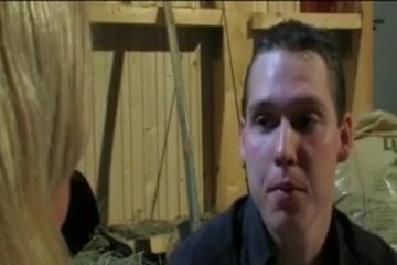 Секс на сеновале