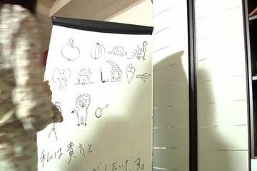 Преподаватель трахает милашку азиатку