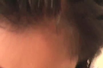 Мужик трахает полненькую азиатку