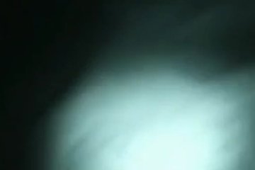 Девушка делает приятно парню