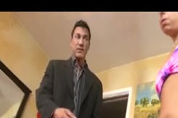 Сон девушки слегка прервался