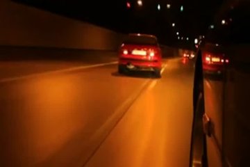 Девушка выигрыш в стритрейсинг
