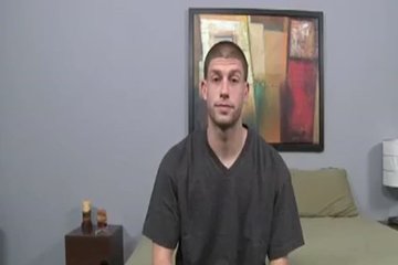 Азиатка умеет завести парня