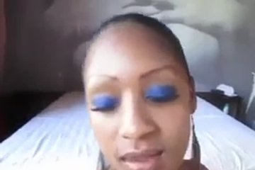 Мулатка с пухленькими губками