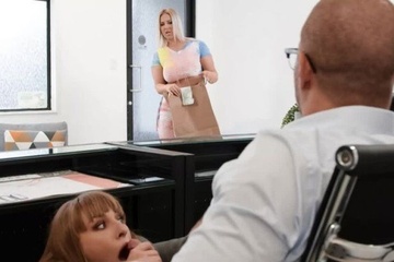Босс застает телок за лесбийским сексом и трахает обеих